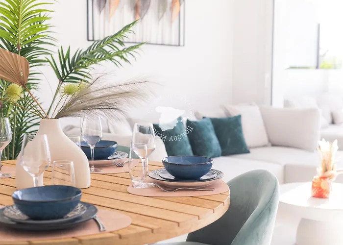 Silver Tower 5a Apartment